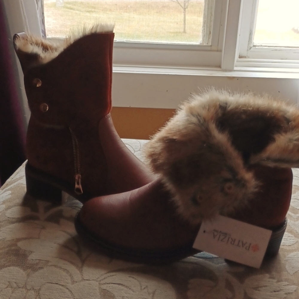 Patrrizia boots by spring step